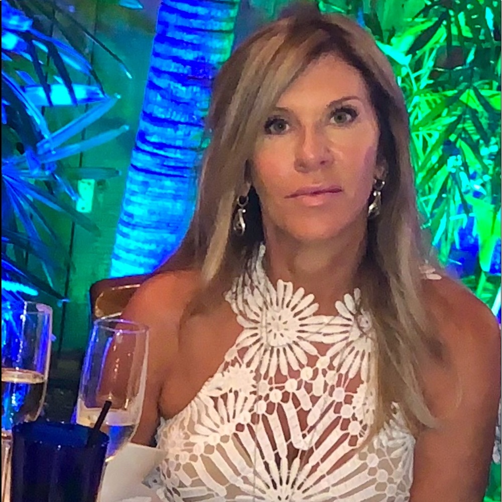 Meet your Posher, Lisa